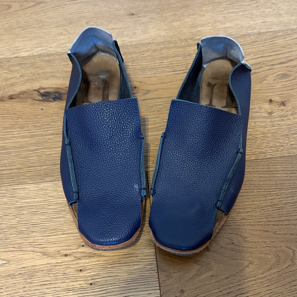 U-Dot EUC Woman’s Made‎ In Japan Navy Leather Shoe size 9.5